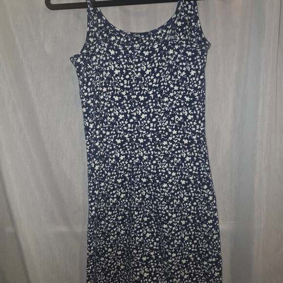 Old Navy Fitted Rib-Knit Mini Dress Medium - Picture 3 of 4